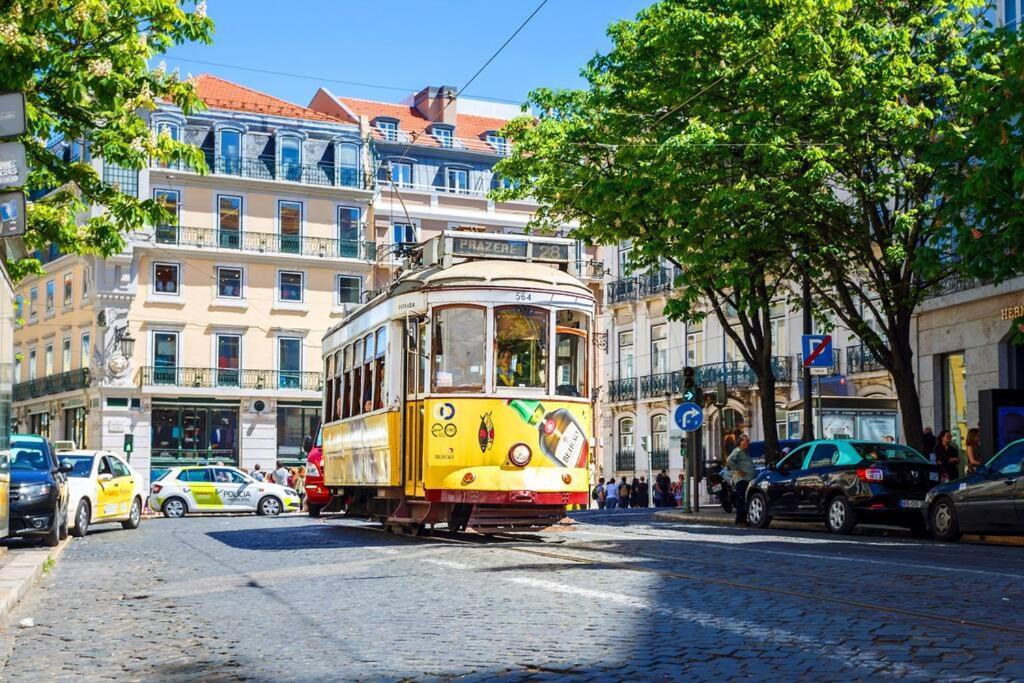 Trendy Chiado Flat Lägenhet Lisboa Exteriör bild